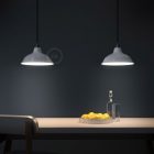 Creative Cables lámpatest Bistrot lámpaernyő csiszolt fémből, E27 foglalattal, 30 cm átmérőjű KPAM10VBL fehér