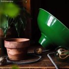 Creative Cables lámpatest Bistrot lámpaernyő csiszolt fémből, E27 foglalattal, 30 cm átmérőjű KPAM10VVL zöld